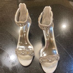 Silver with rhinestones, Antonio Melani, low heel, rhinestone ankle collar.